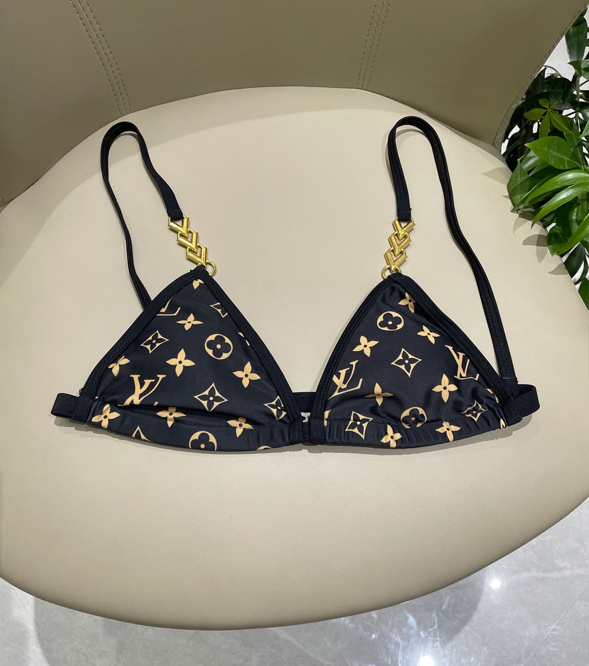 Бански от две части