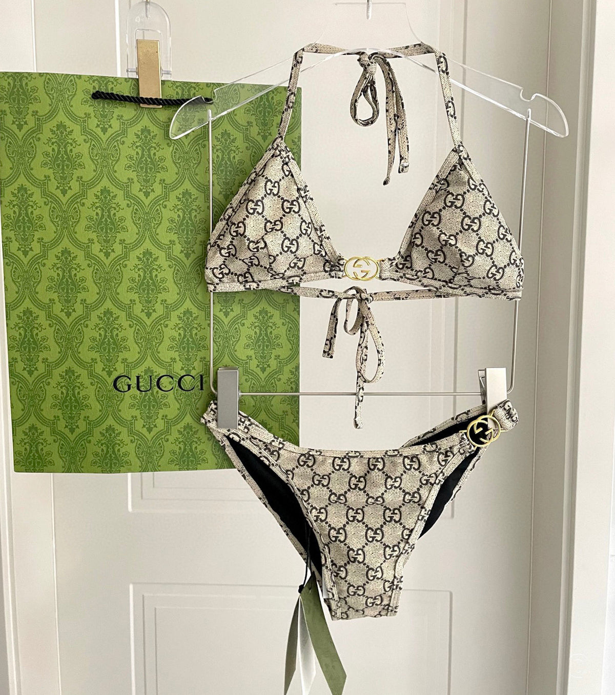 Бански от две части