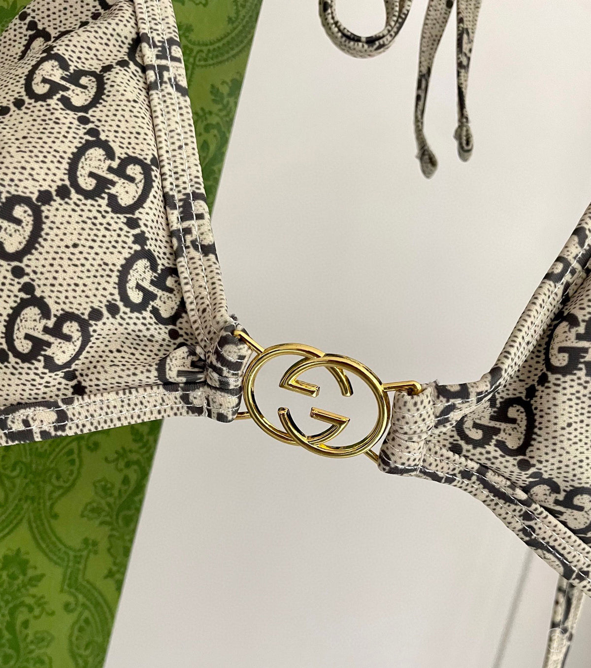 Бански от две части