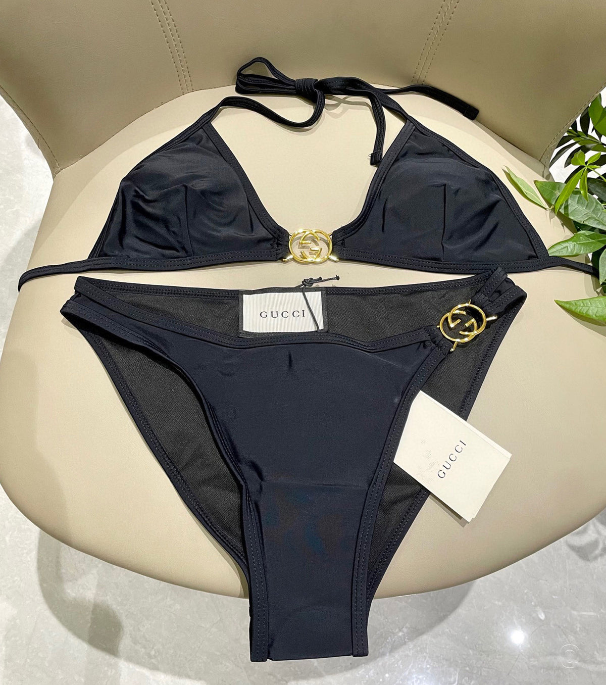 Бански от две части