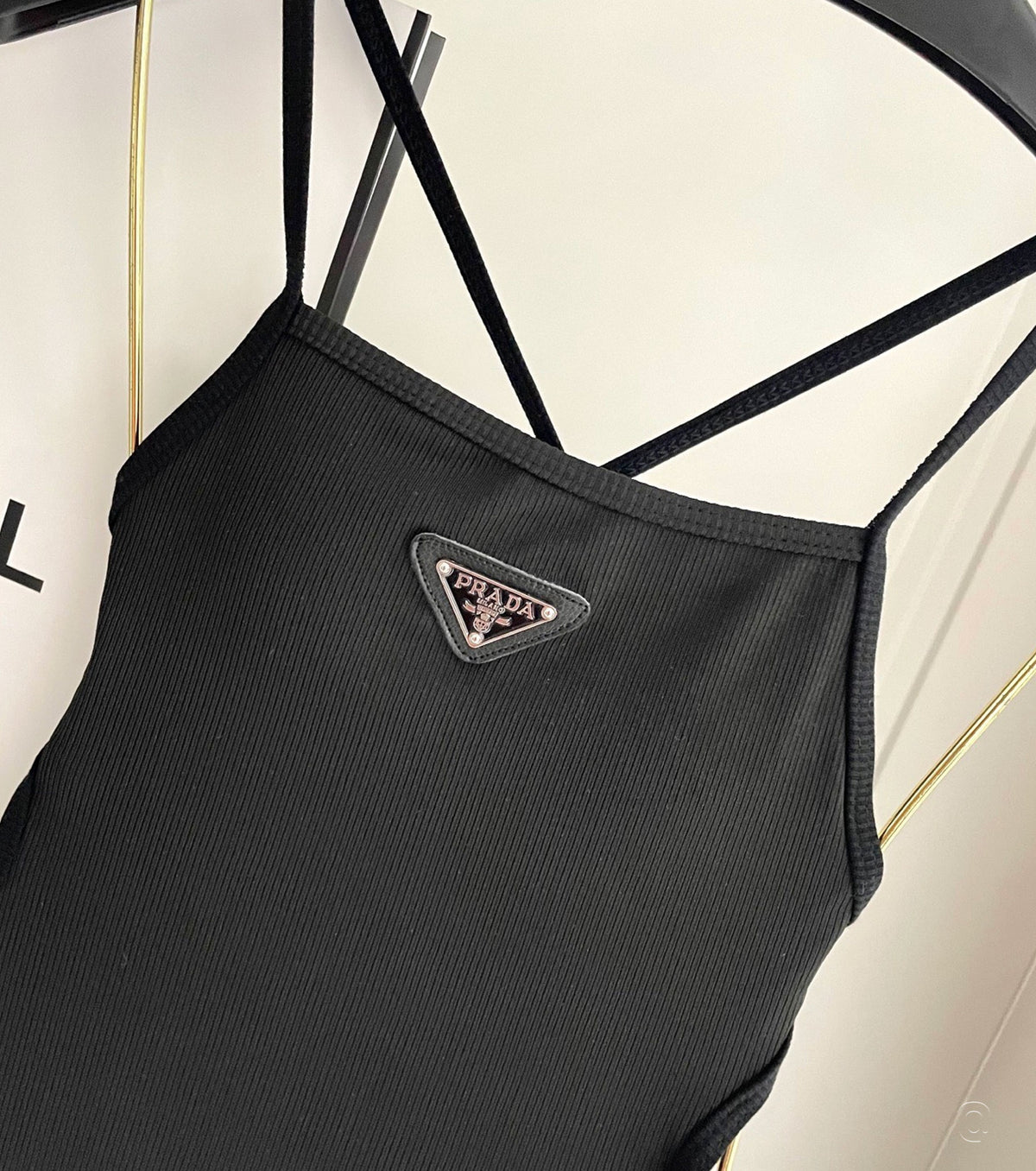 Бански костюм