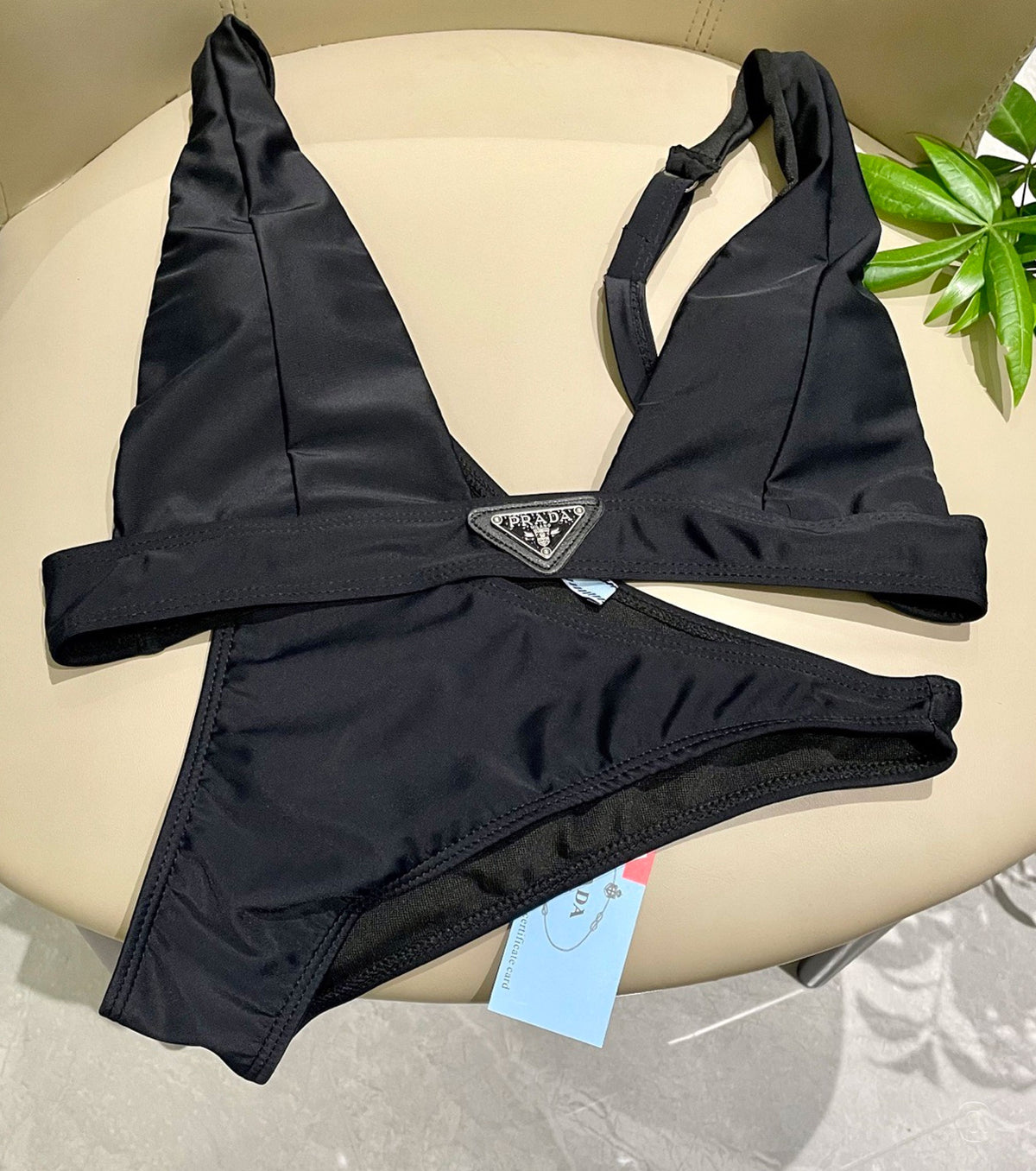 Бански от две части