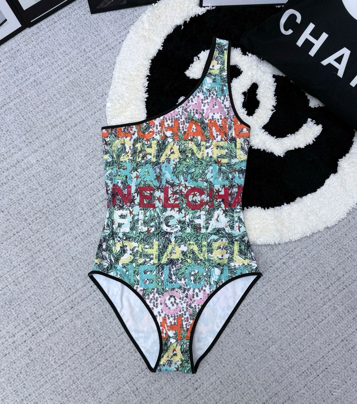ONE-PIECE SWIMSUIT