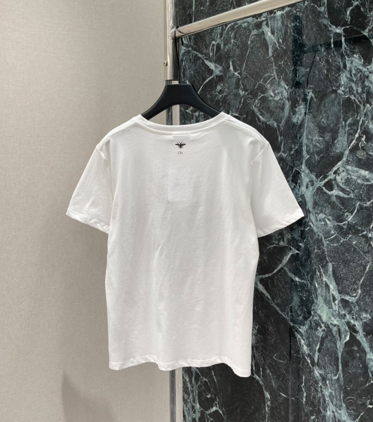 Бродирана тениска