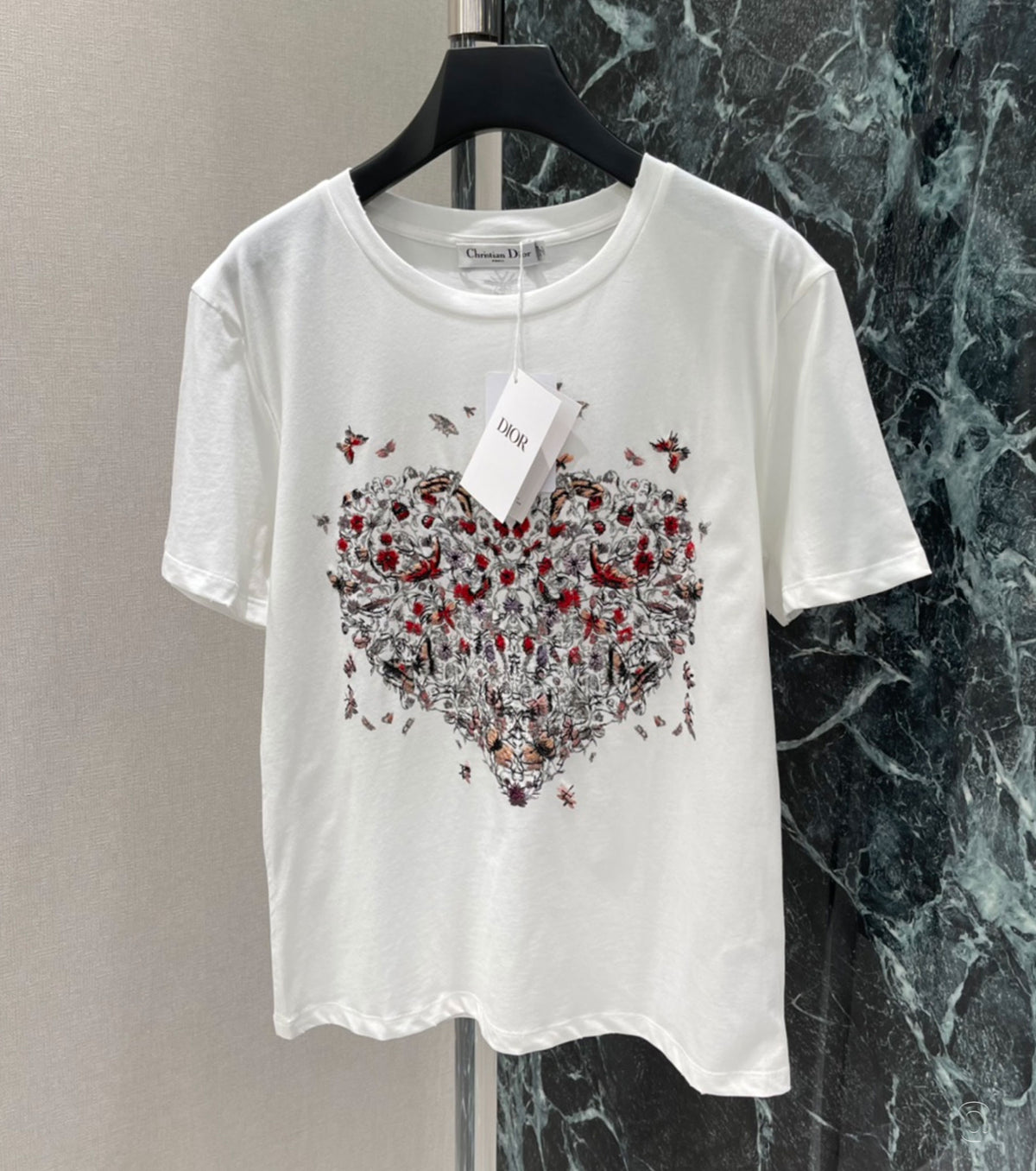 Бродирана тениска