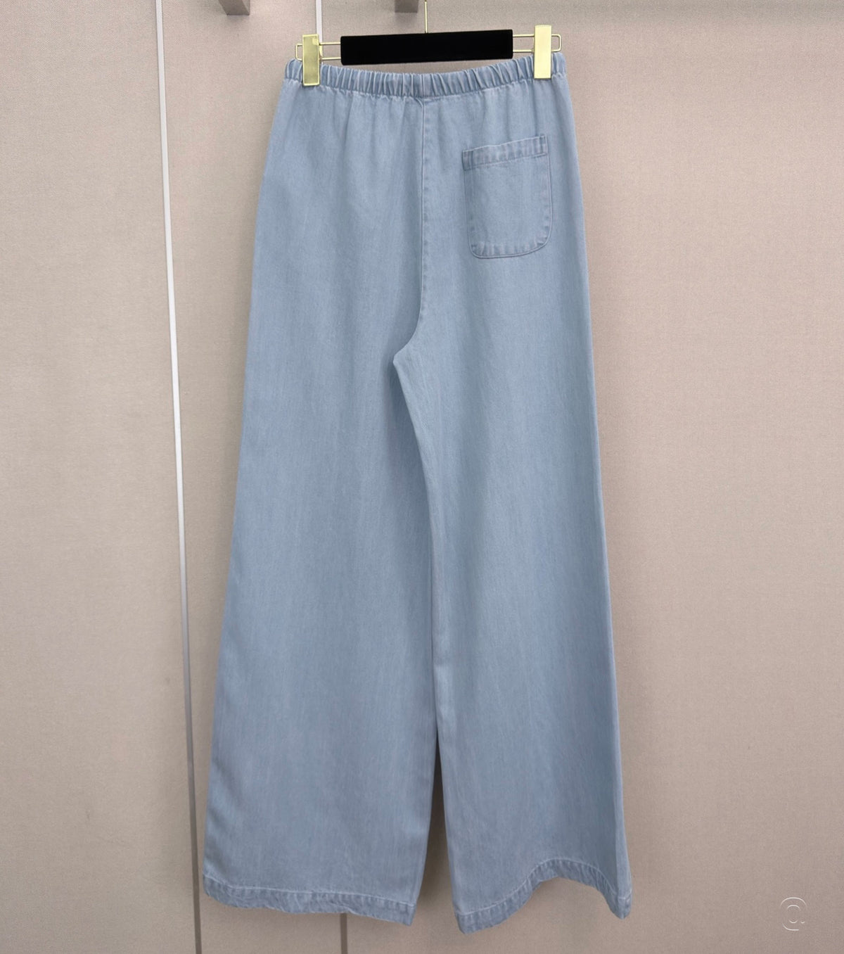 Women trousers
