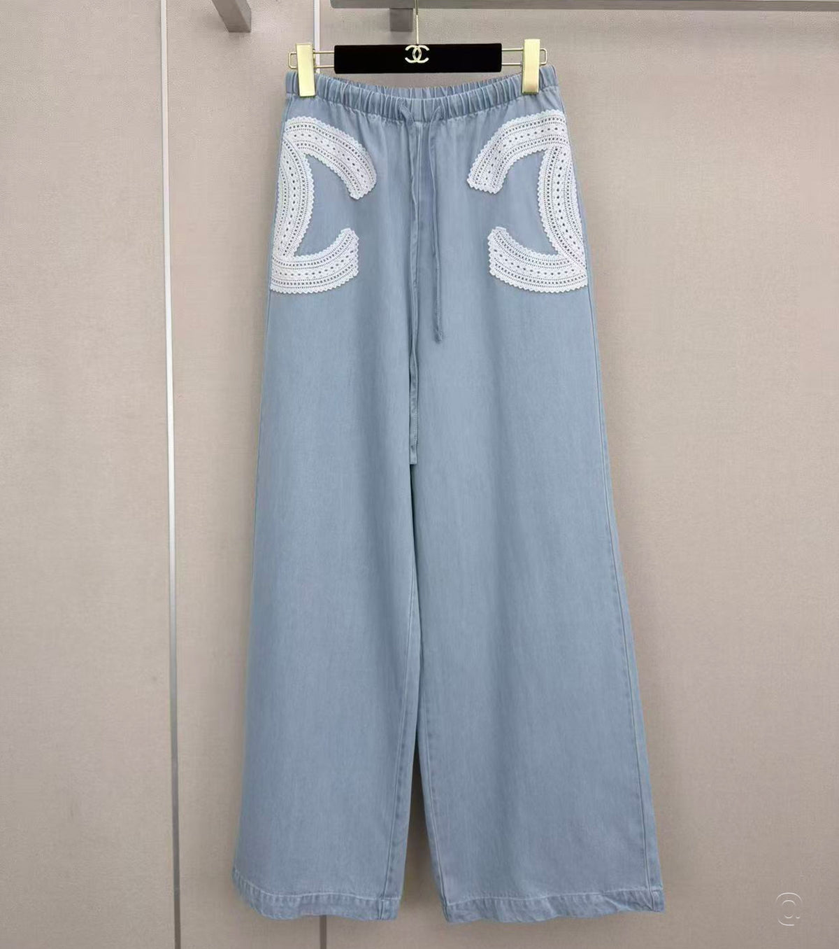 Women trousers