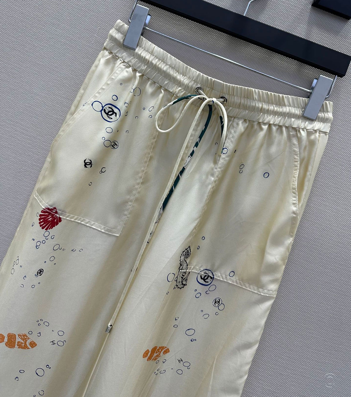 Women trousers