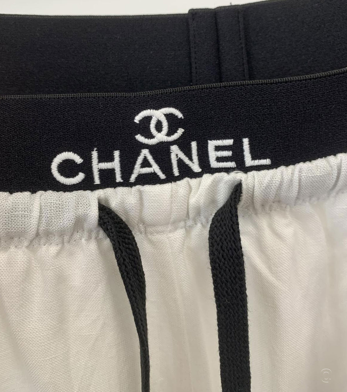 Women linen trousers