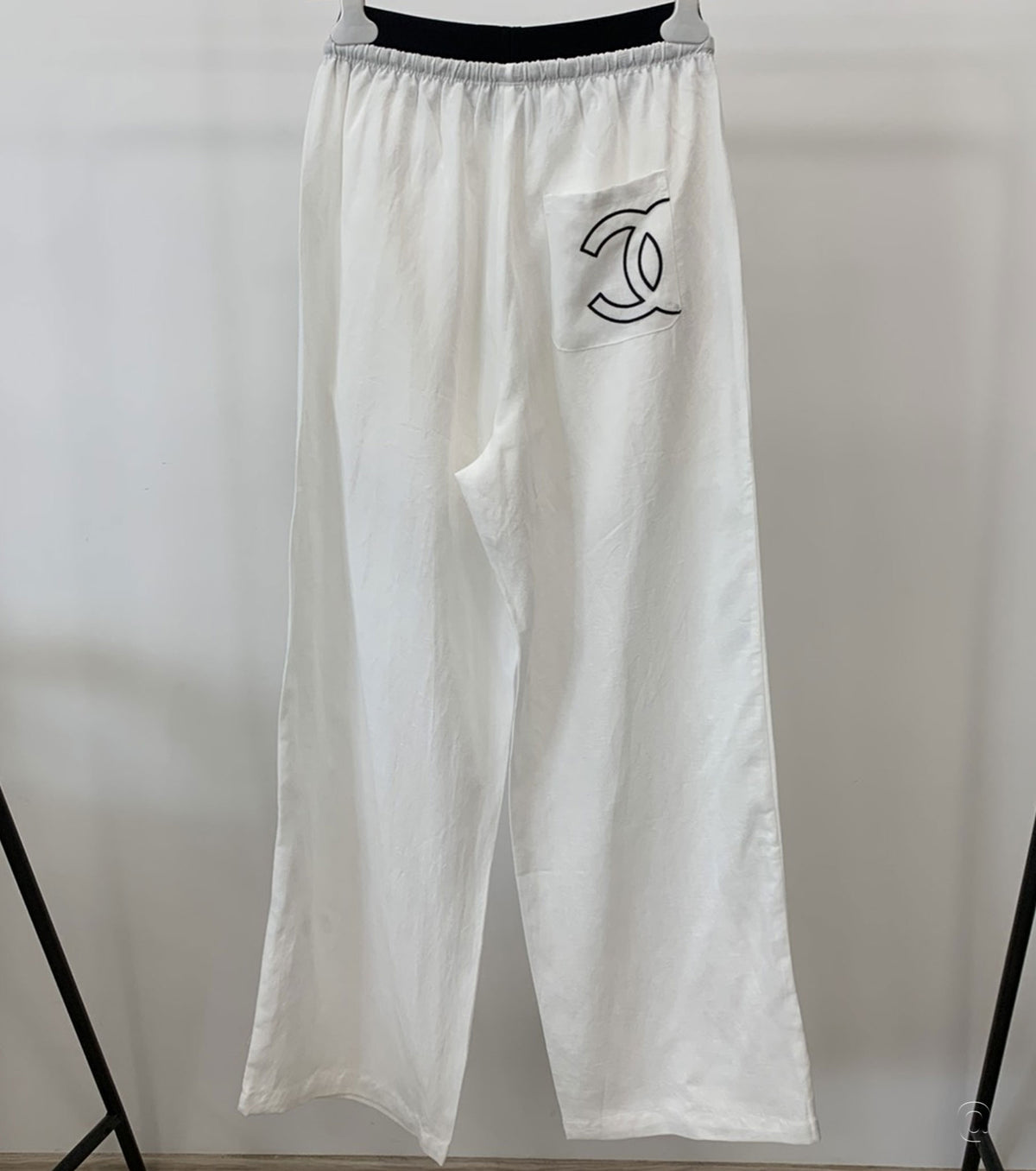 Women linen trousers