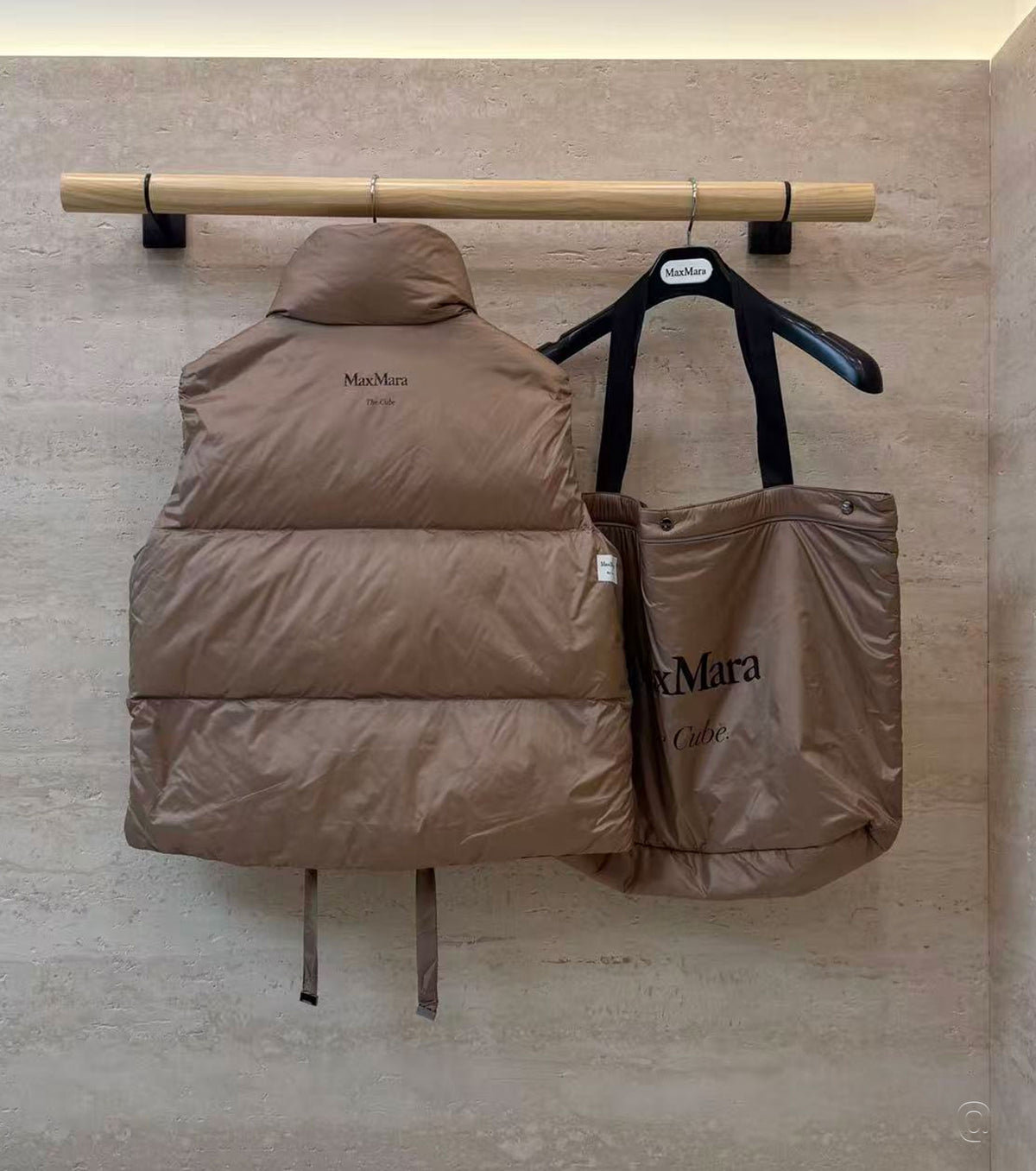Women vest