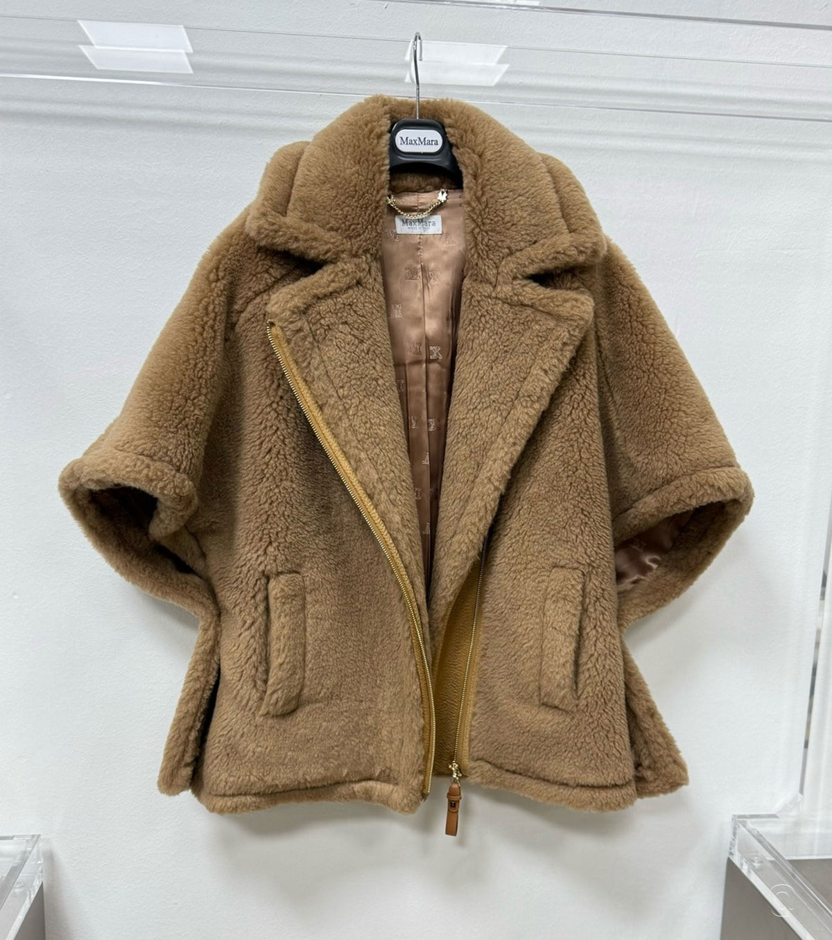 Women alpaca wool cape vest