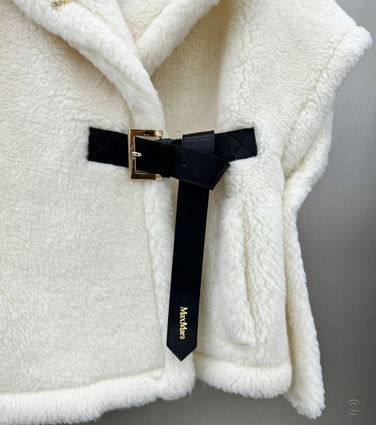 Women alpaca wool cape vest