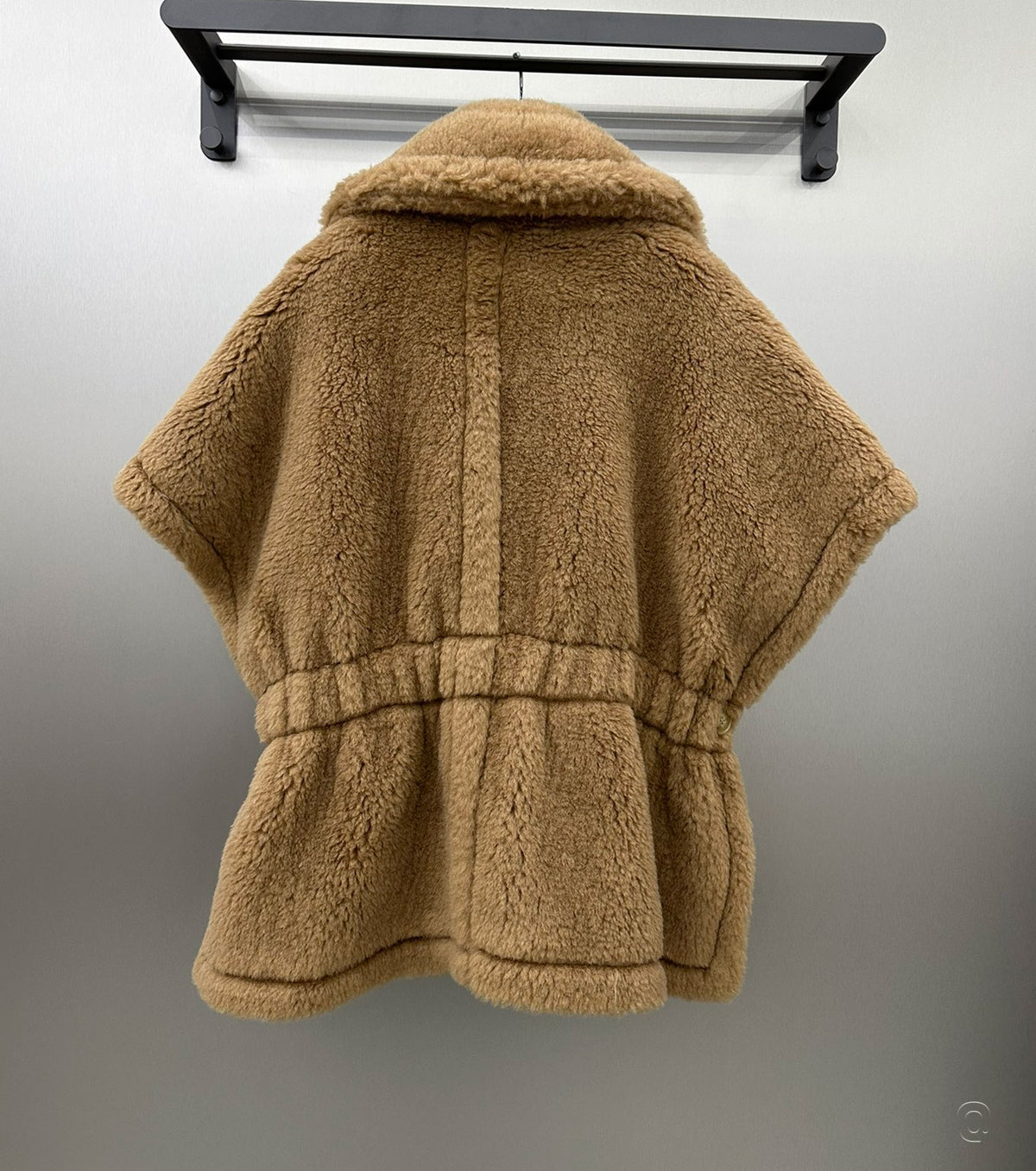 Women alpaca wool cape vest