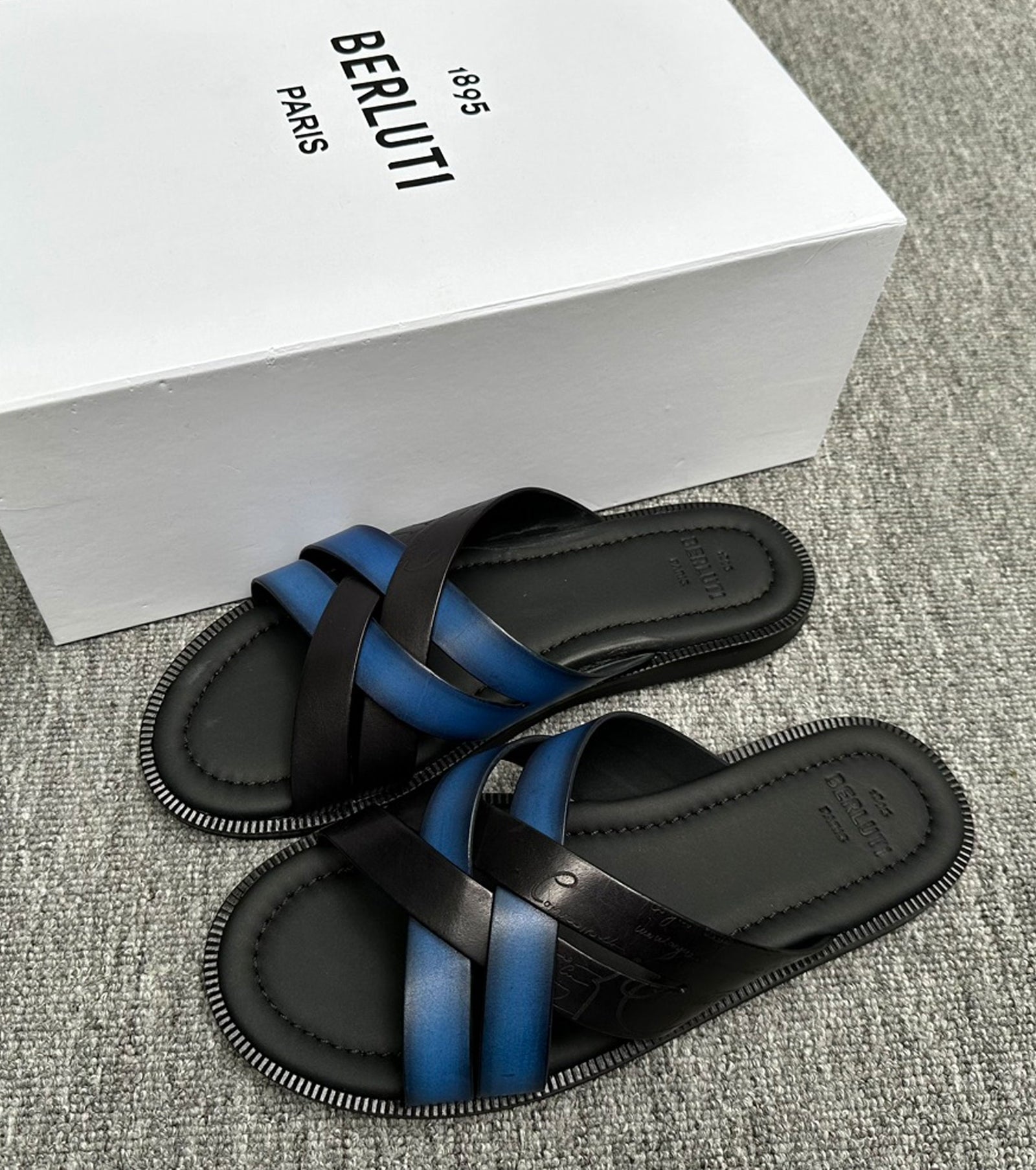 Sifnos Scritto sandals