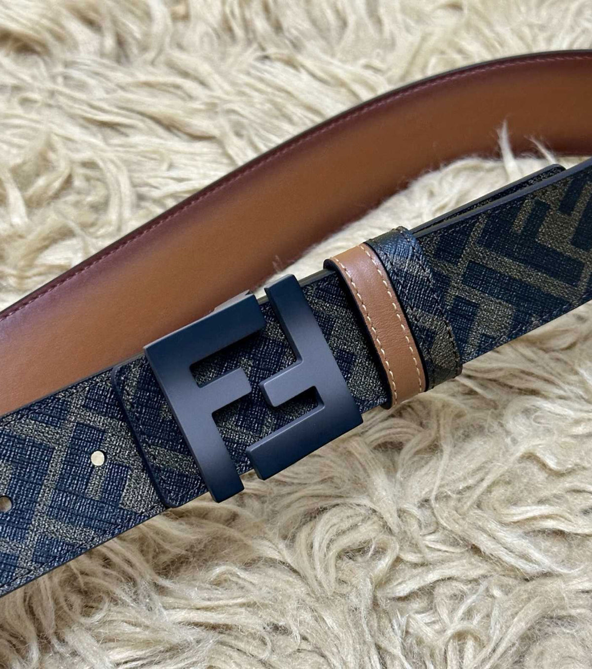 Двулицев колан FF