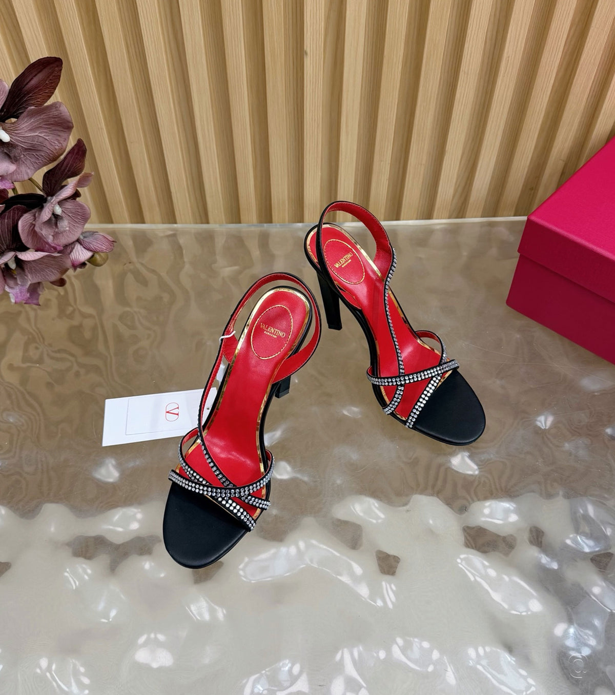 Dans Le Foyer crystal-embellished sandals