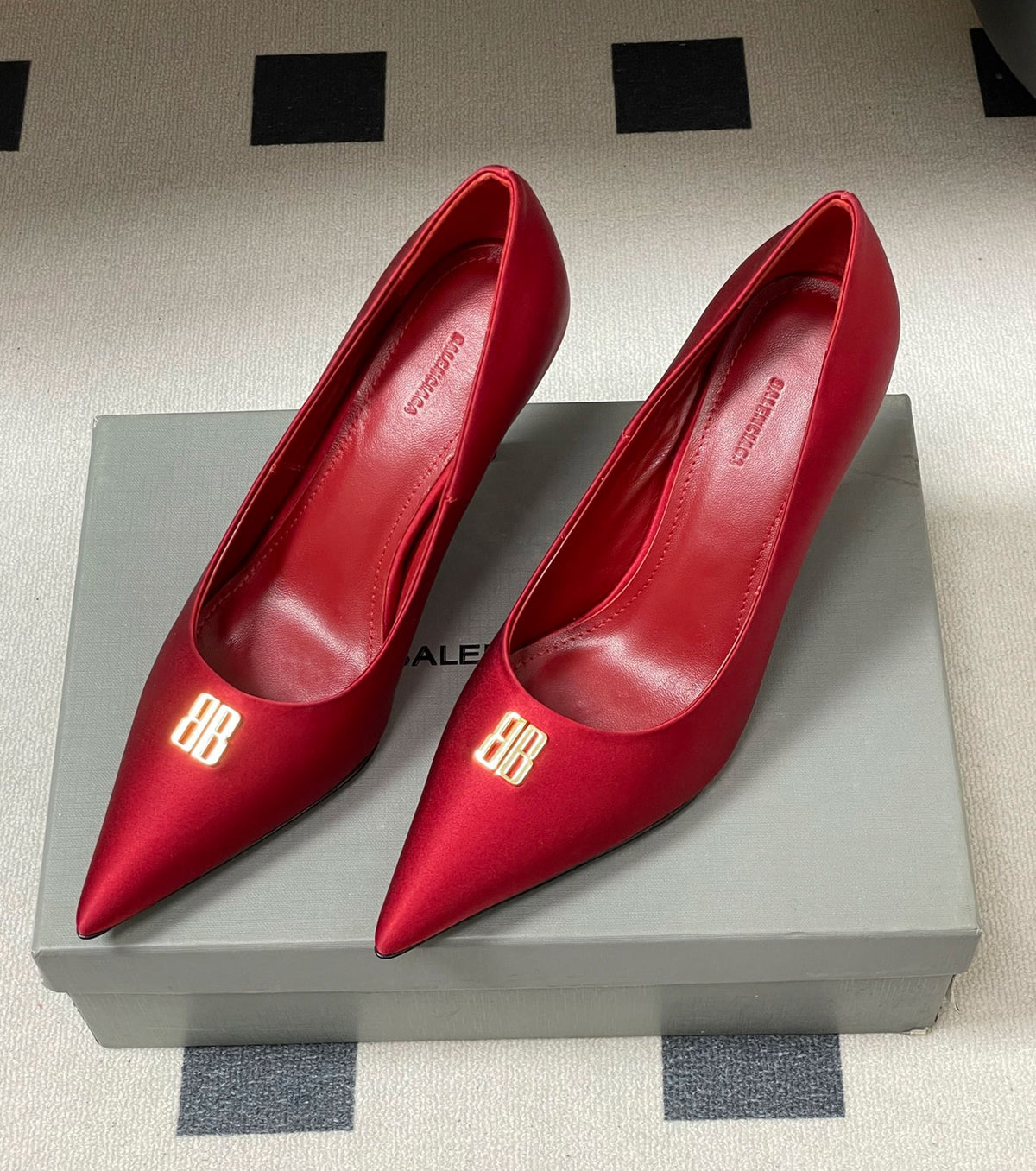 BB обувки на висок ток