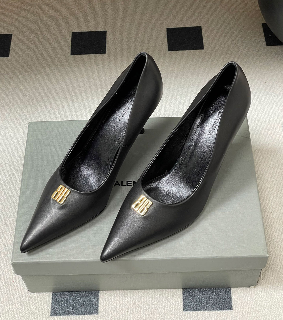 BB обувки на висок ток