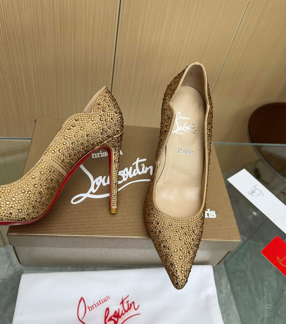 Обувки на висок ток с кристали