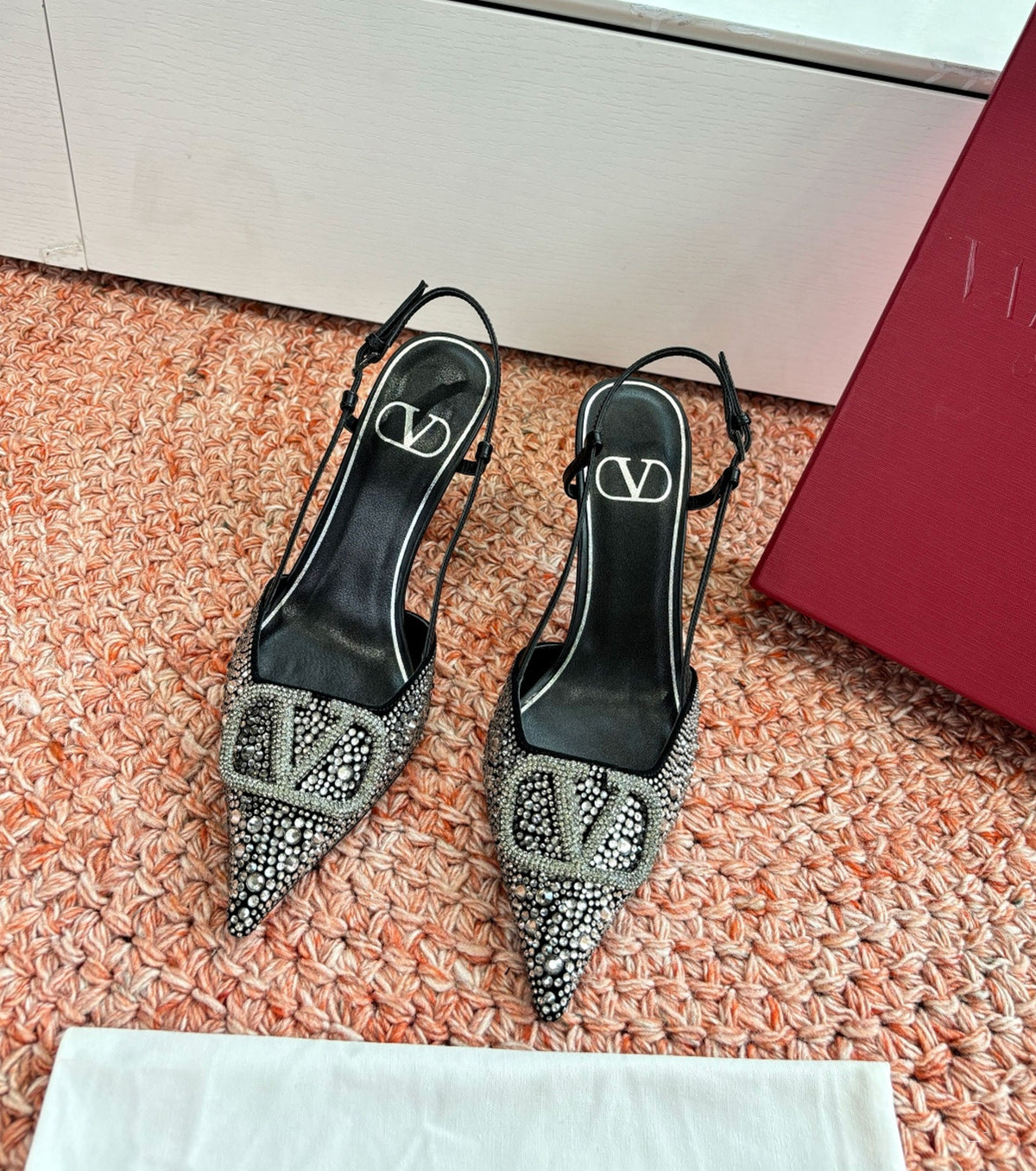 VLogo Signature embellished slingback pumps
