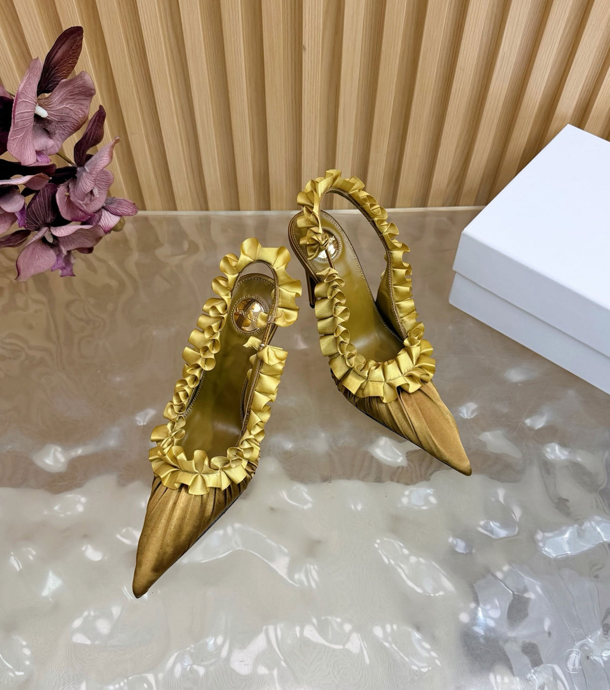 MADELEINE slingback pumps in silk taffeta