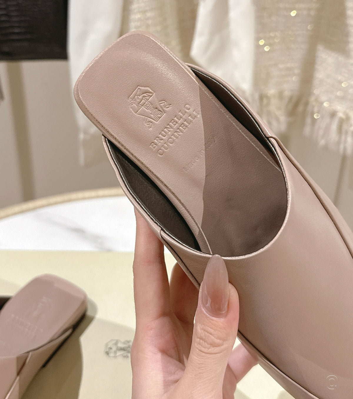 Calfskin slippers