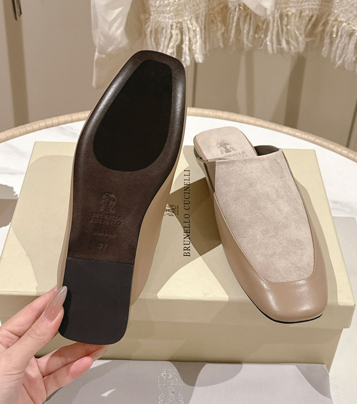 Calfskin slippers