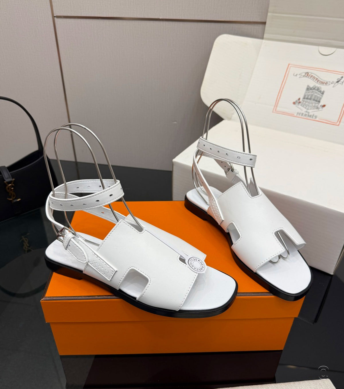 Maya sandal