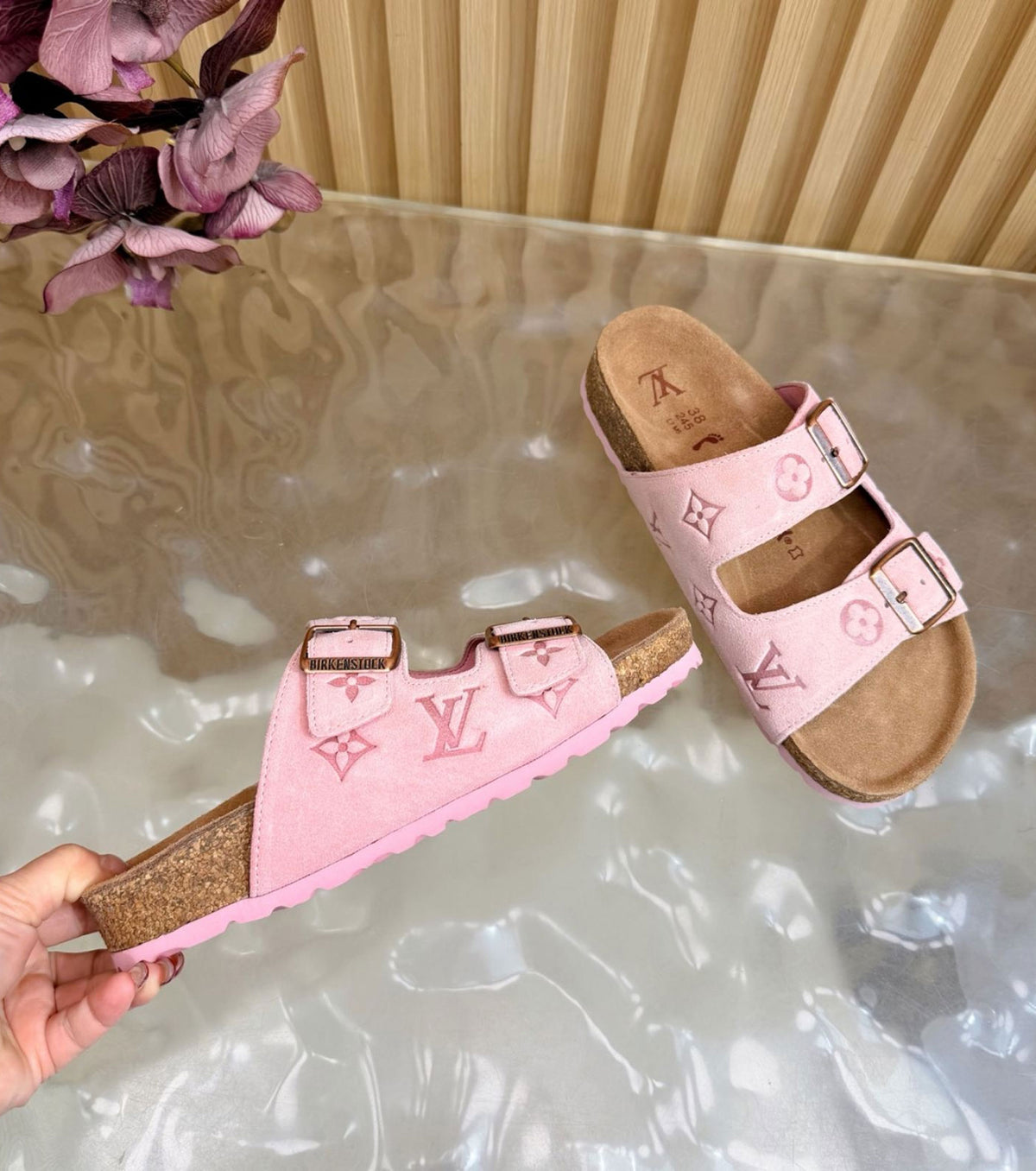 Buckle-strap sandals