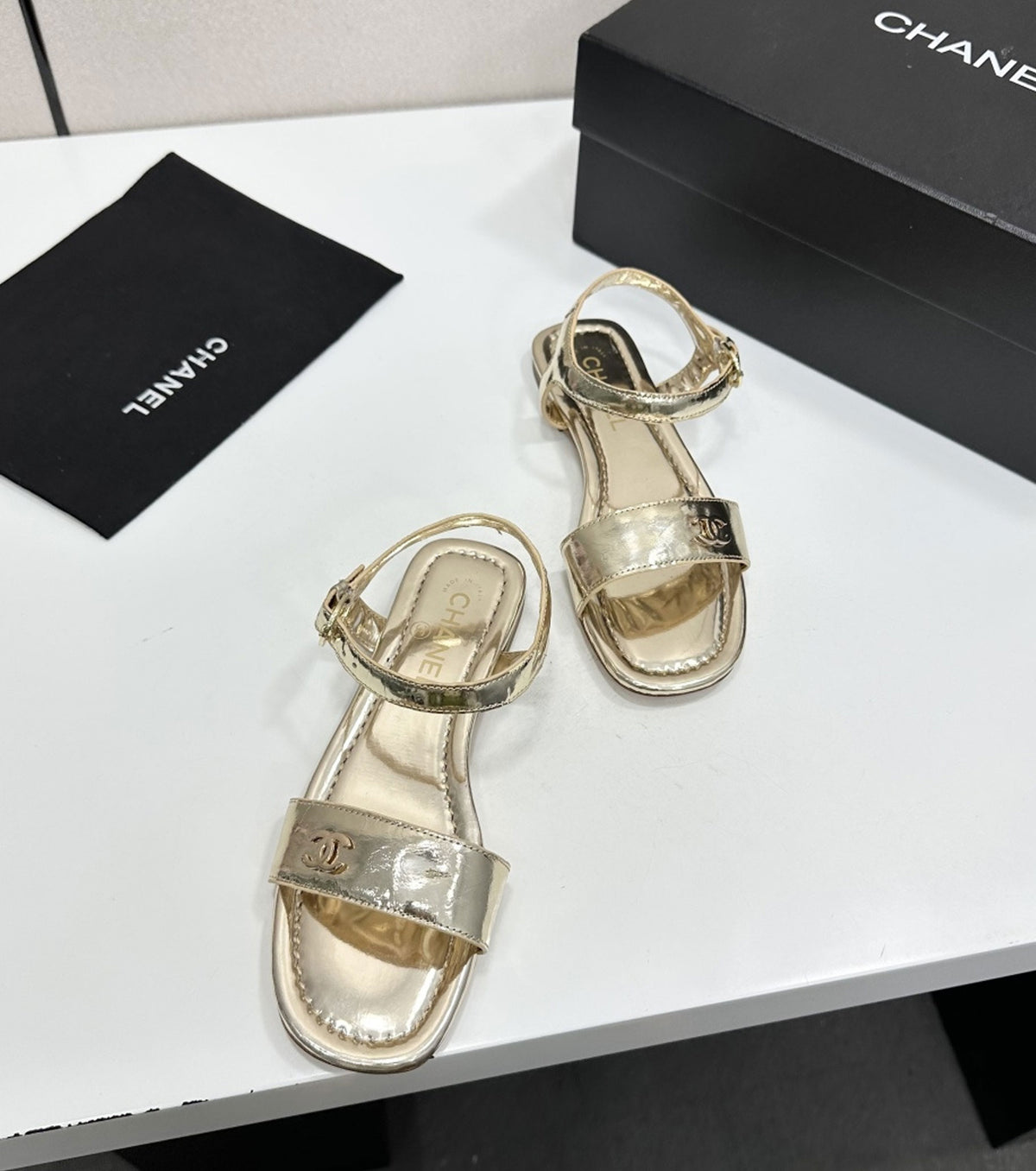Leather sandal