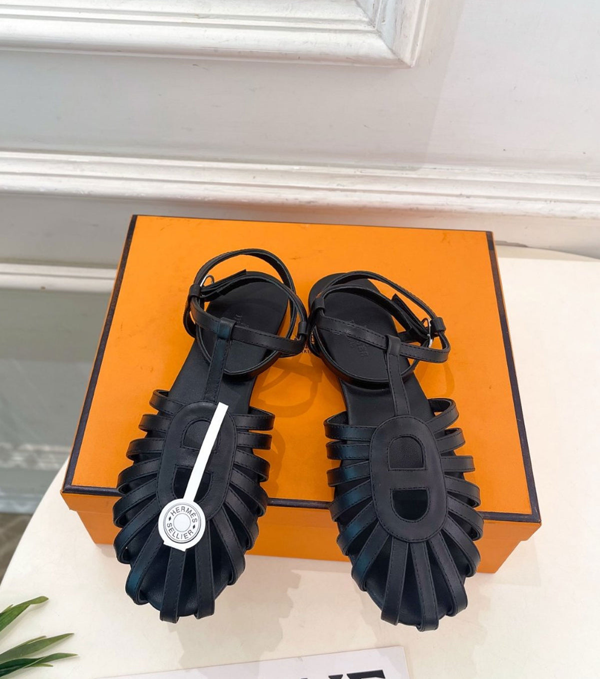 Nour Sandal