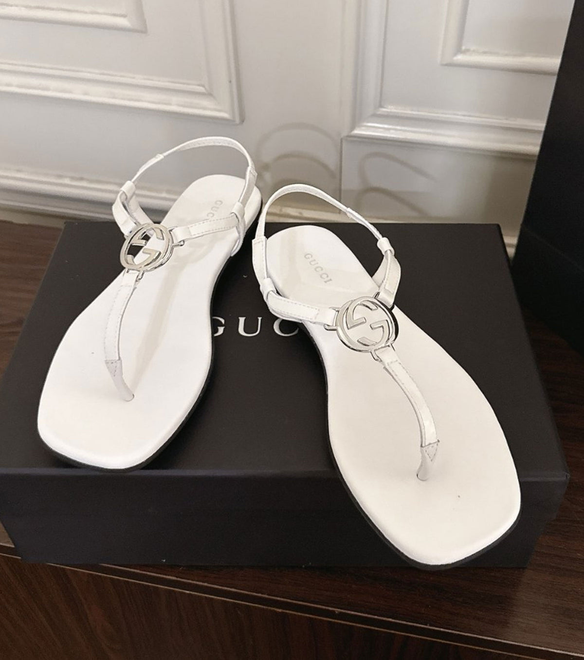 Leather sandal