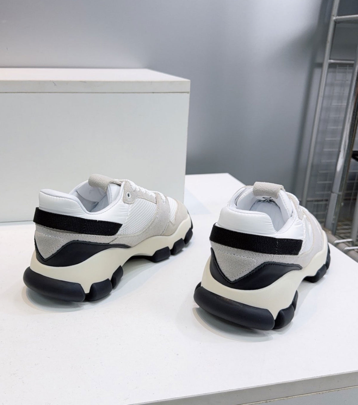 Leather sneakers