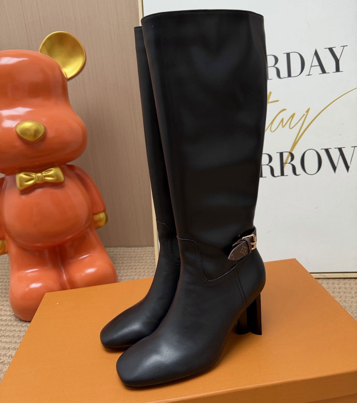 Silhouette High Boot