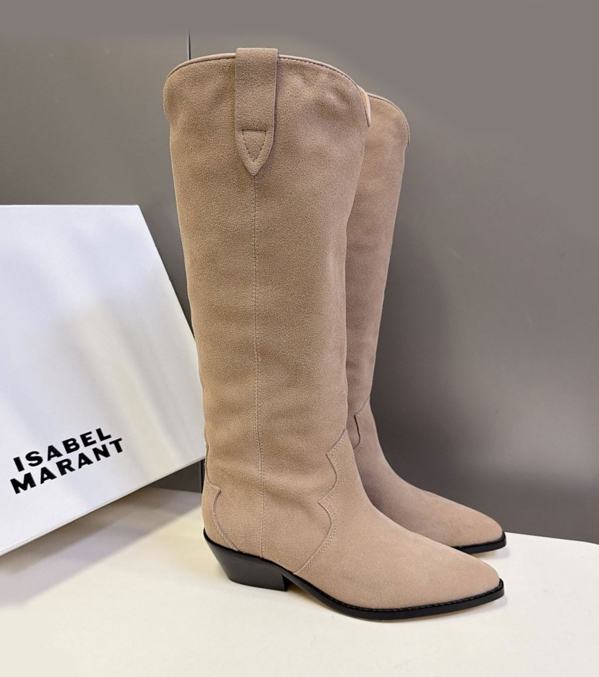 Suede boots