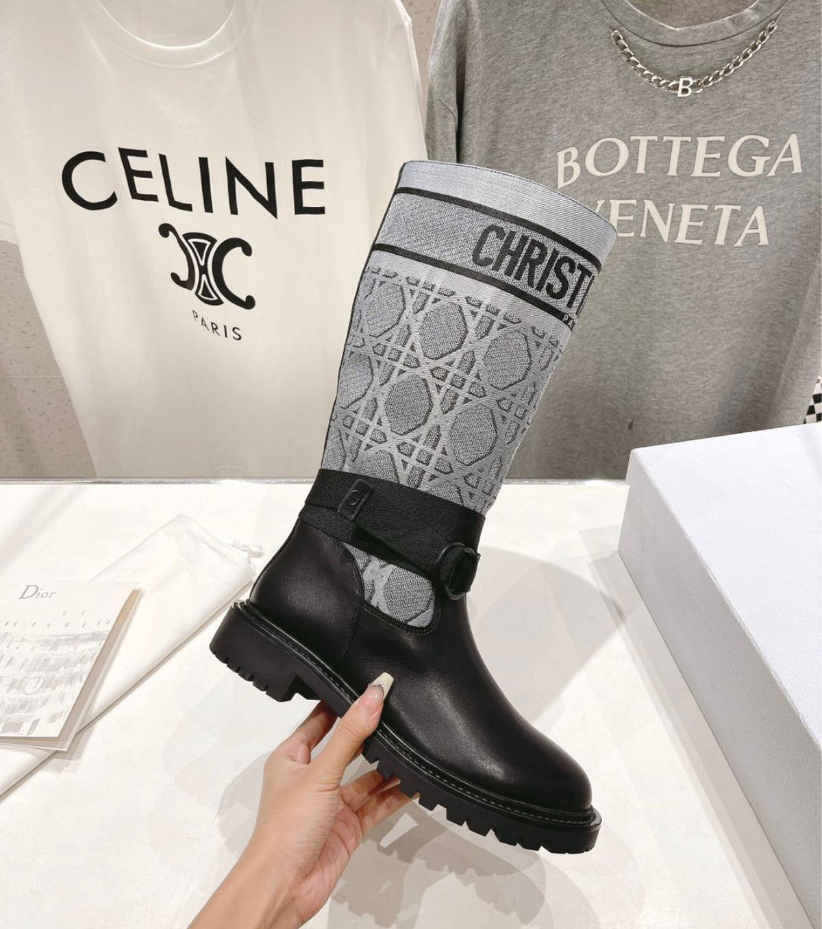 D-Major Boot