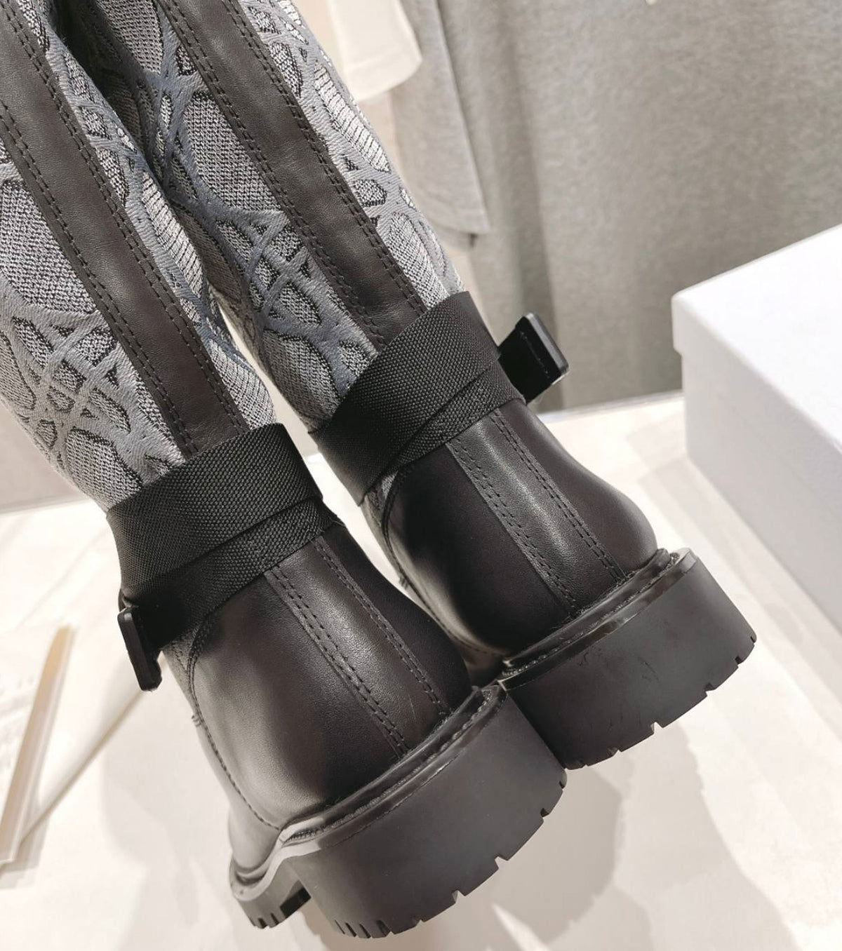 D-Major Boot