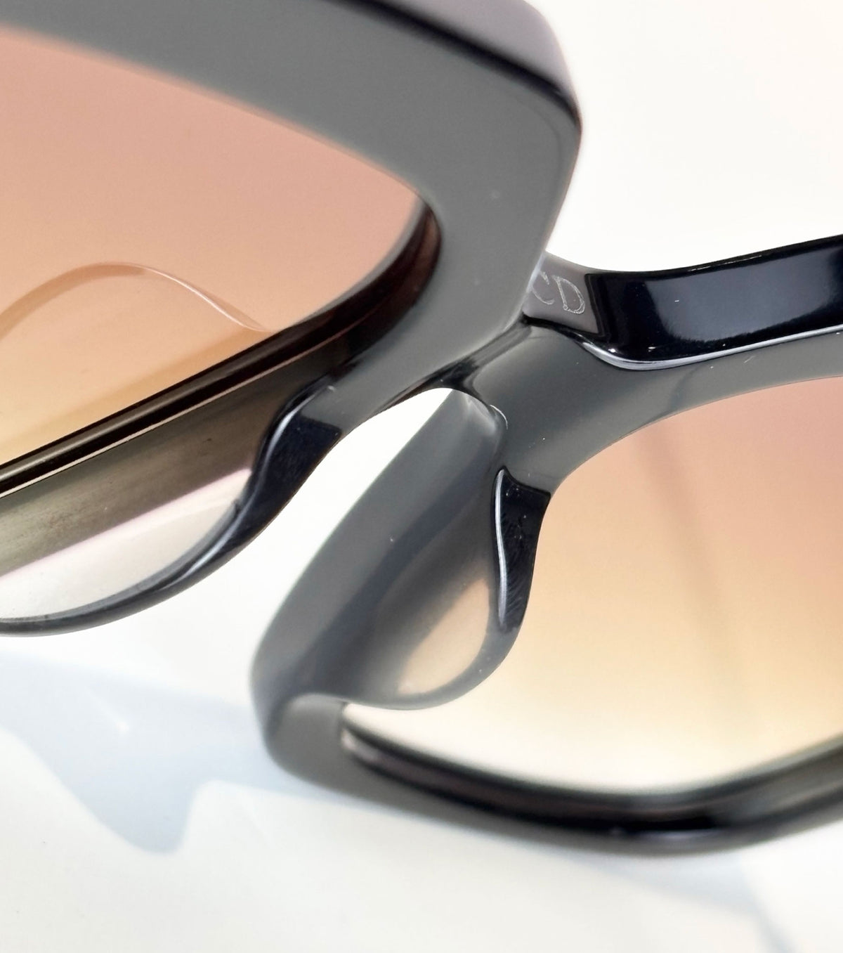 30 Montaigne sunglasses