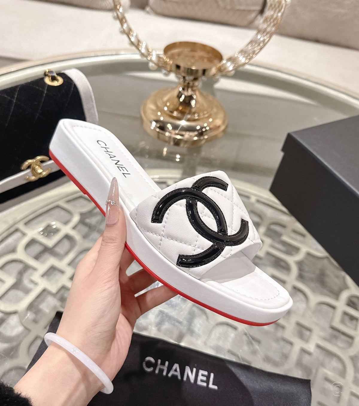 Leather CC Cambon Slide