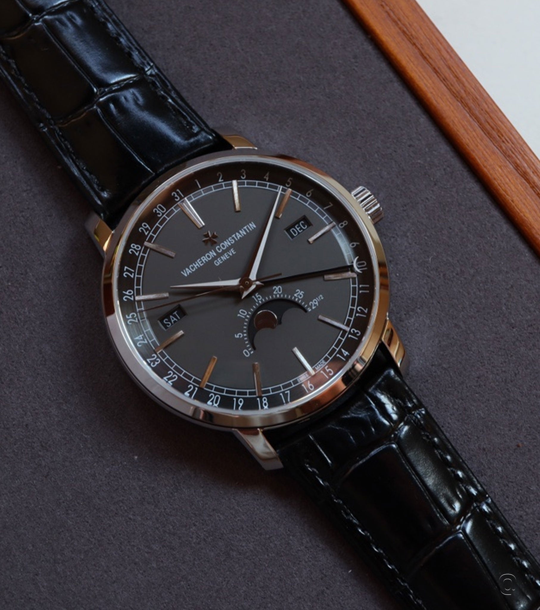 Traditionnelle Complete Calendar