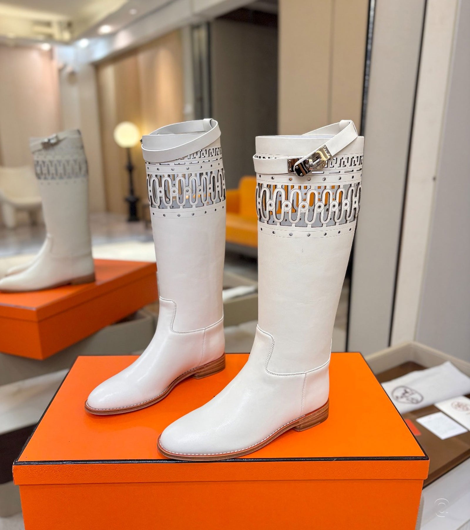 Jumping boot