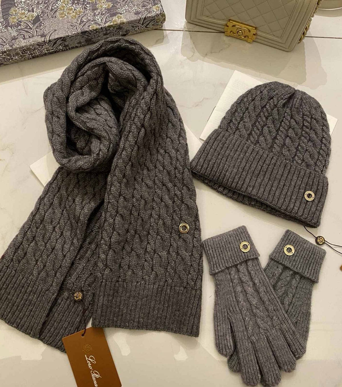 Плетен комплект