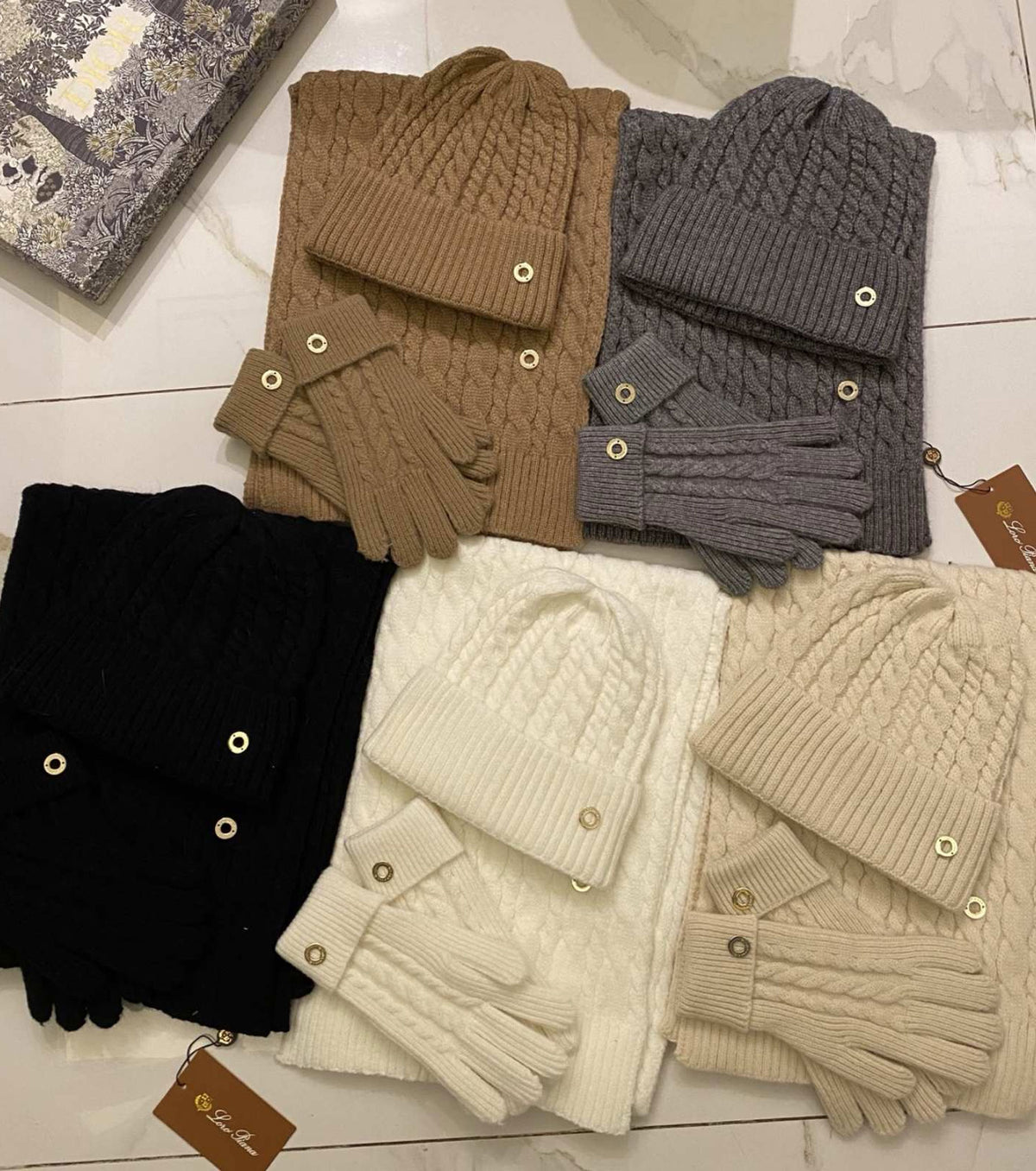 Плетен комплект