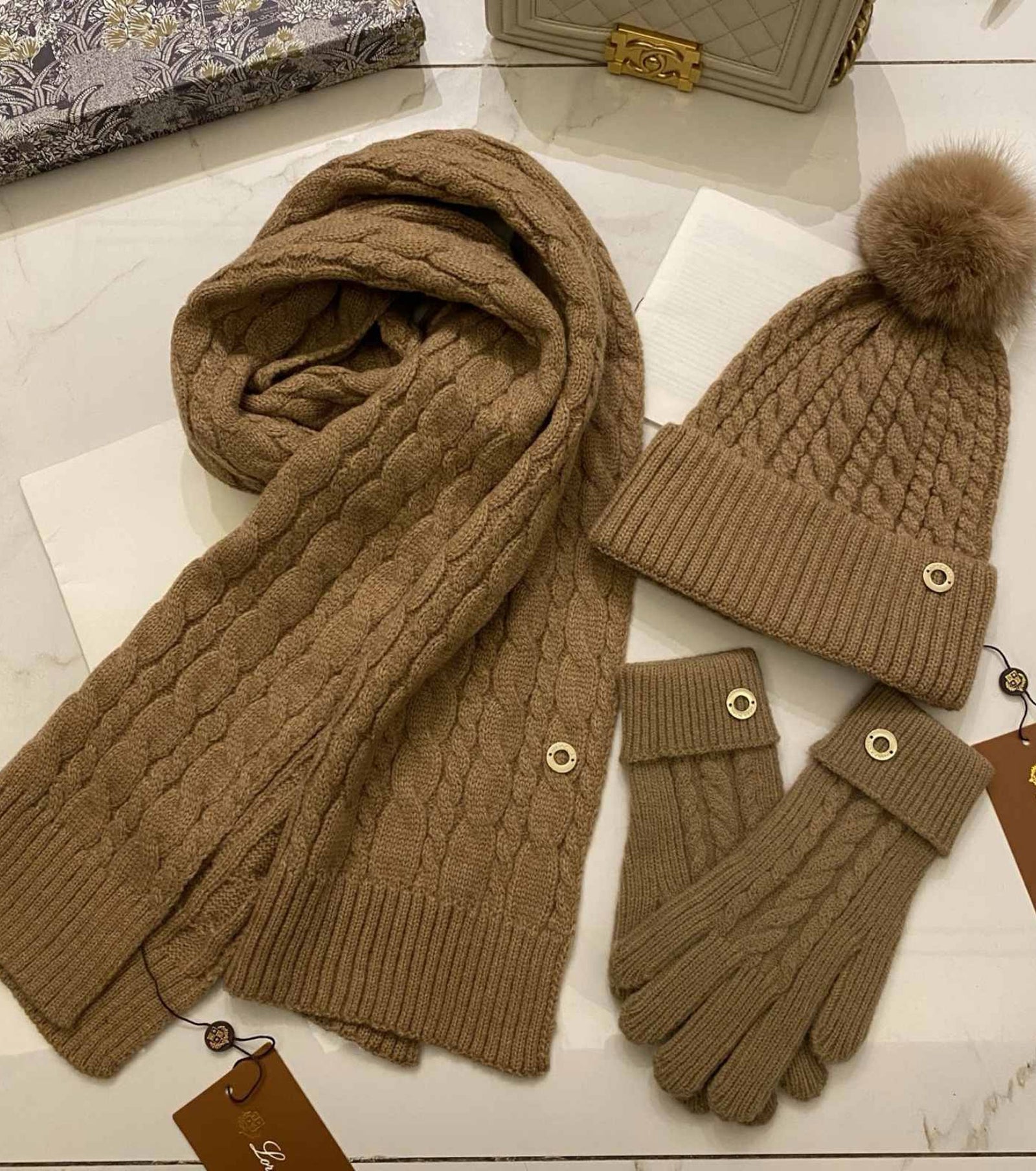 Плетен комплект