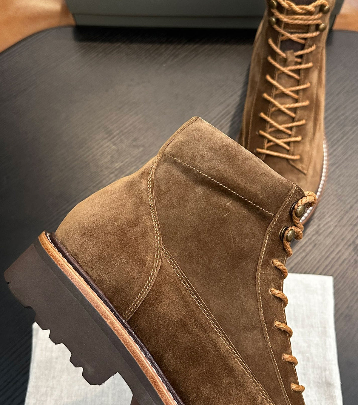 Suede urban outdoor boots
