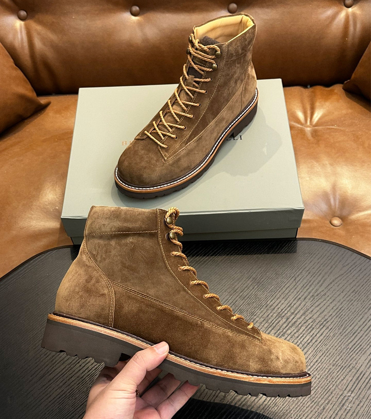 Suede urban outdoor boots
