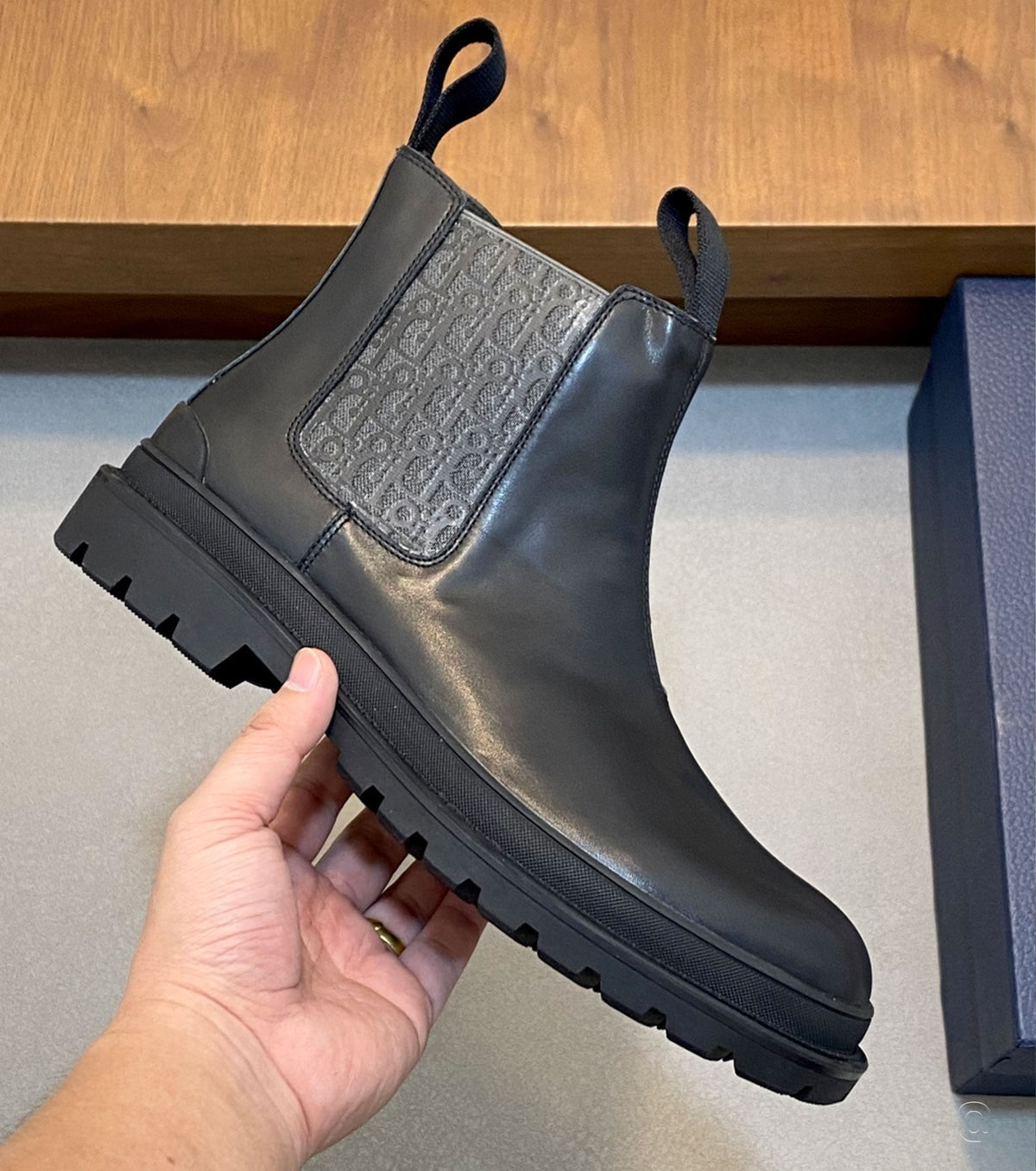 Chelsea boots