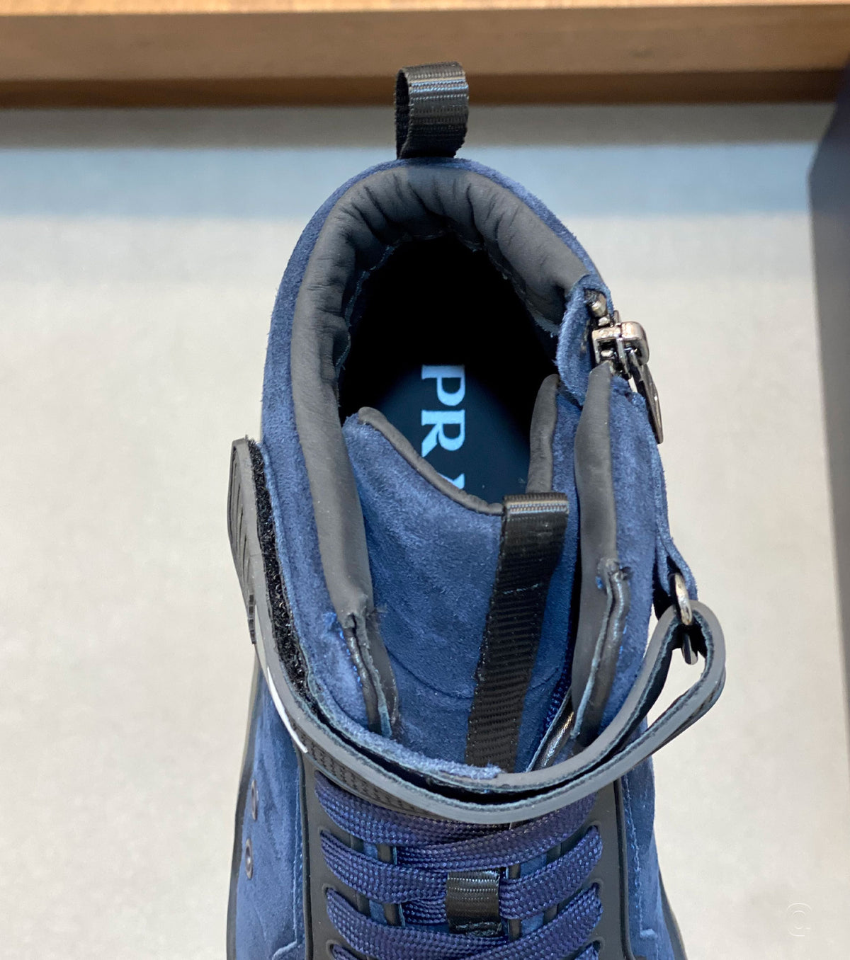 Високи кожени сникърси