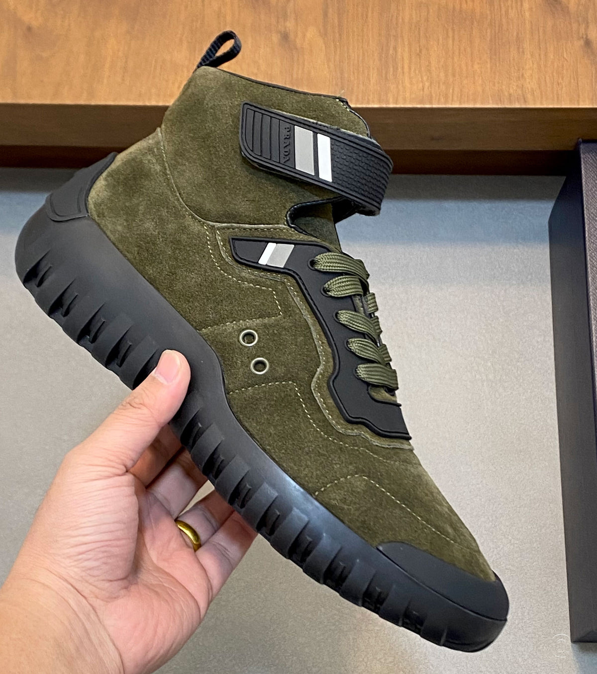 Високи кожени сникърси